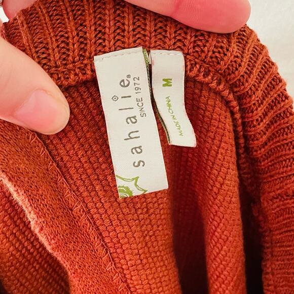 Sahalie Split Back Sweater - Picture 6 of 7